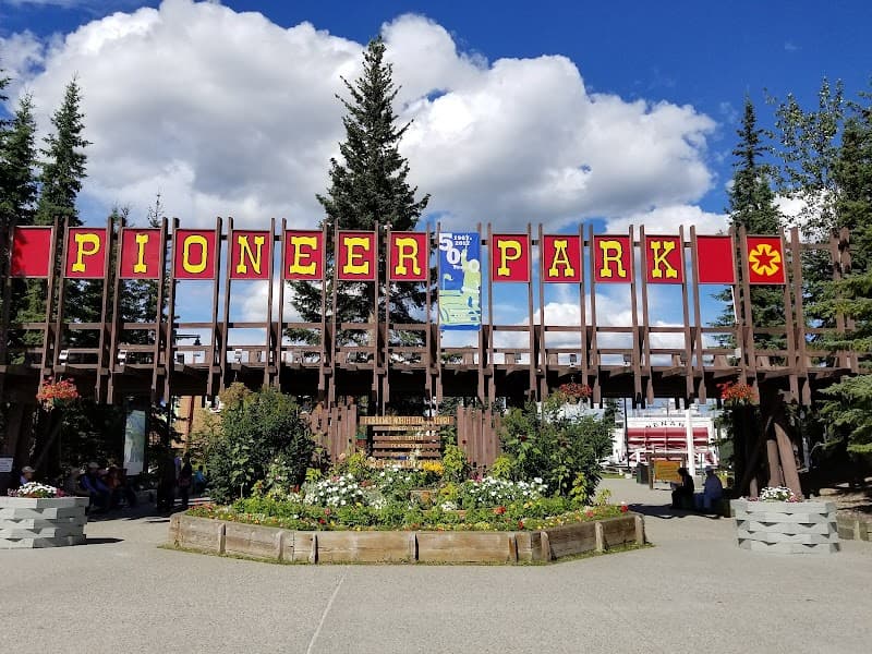 Mini golf in Alaska