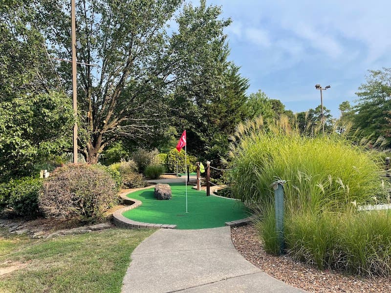 Woodland Mead Park Mini-Golf