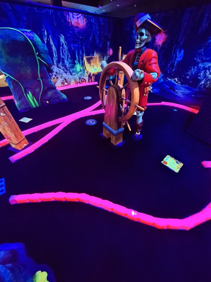 Mini golf in Arizona