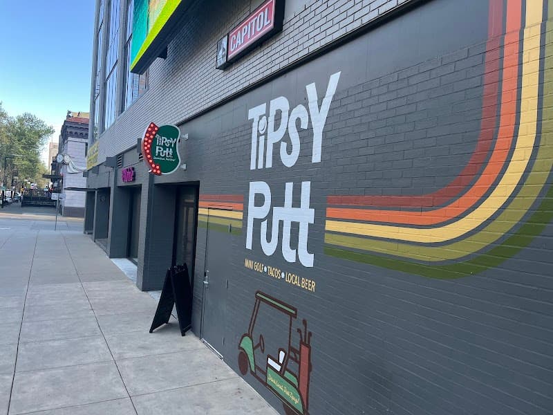 Tipsy Putt