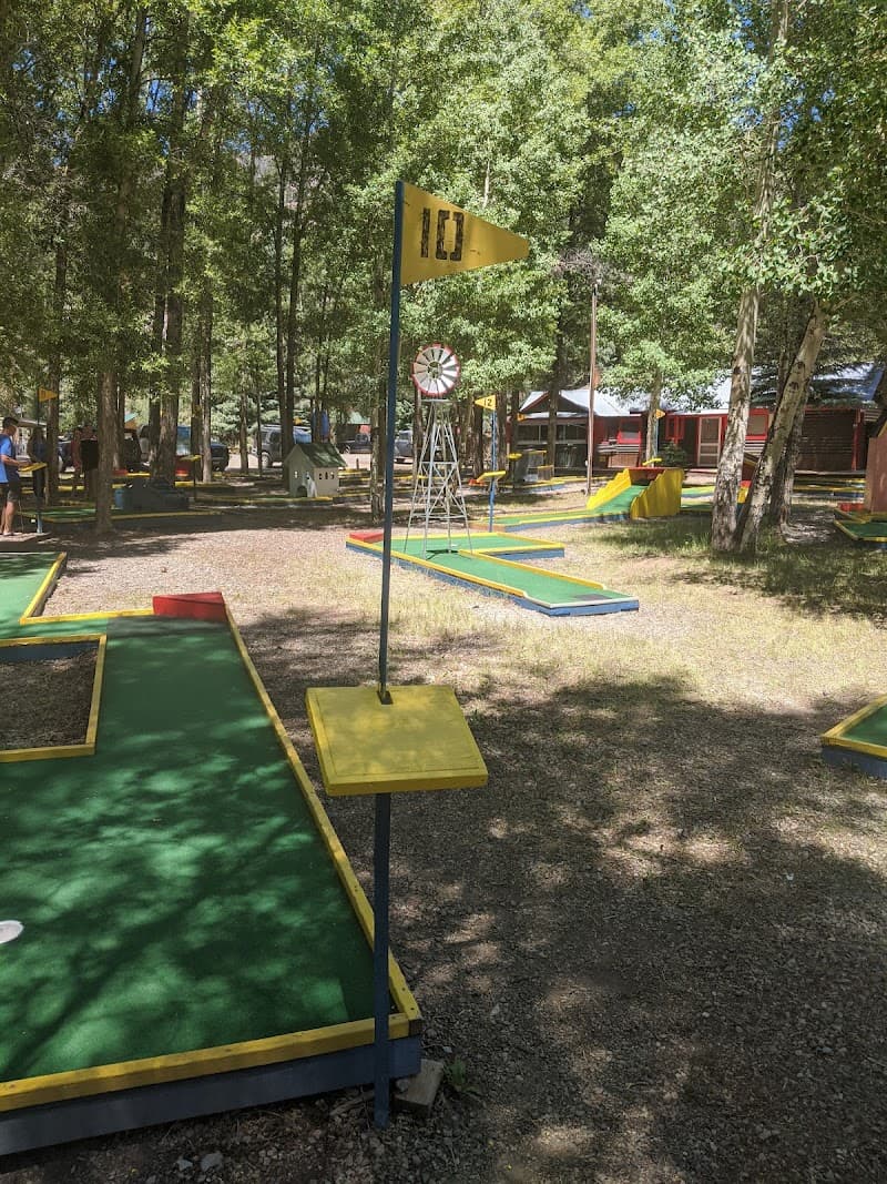 Alpine Mini-Golf