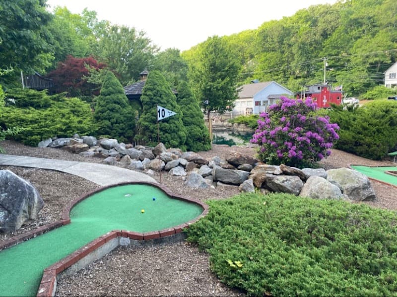 Olde Sawmill Miniature Golf Course