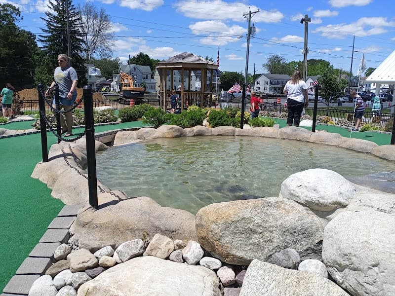 Three sweet sisters miniature golf