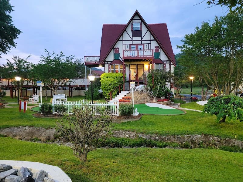 Alpine Mini Golf