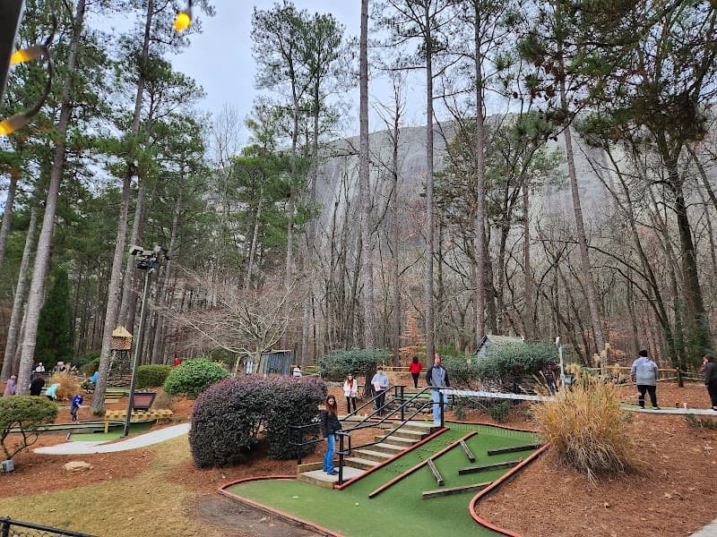 Great Locomotive Chase Adventure Golf