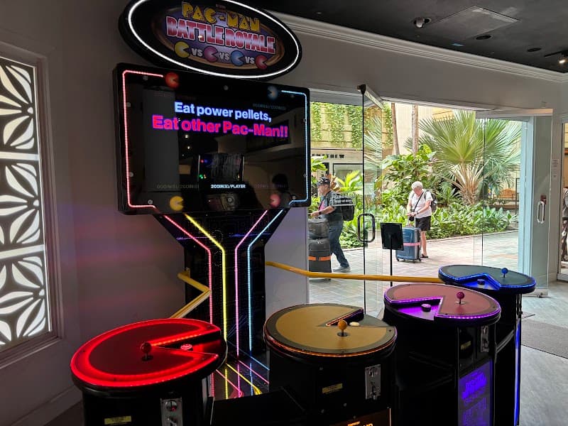 Glow Putt Arcade