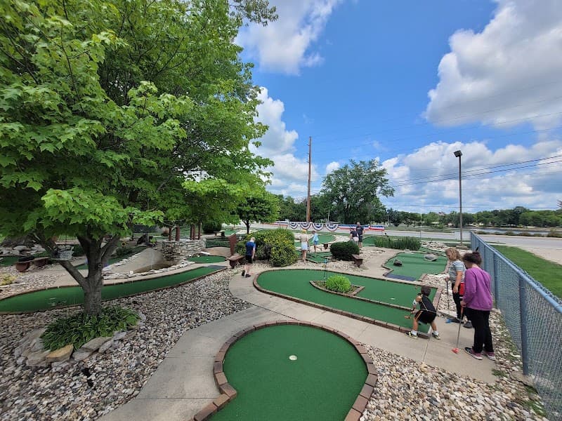 Mini golf in Iowa