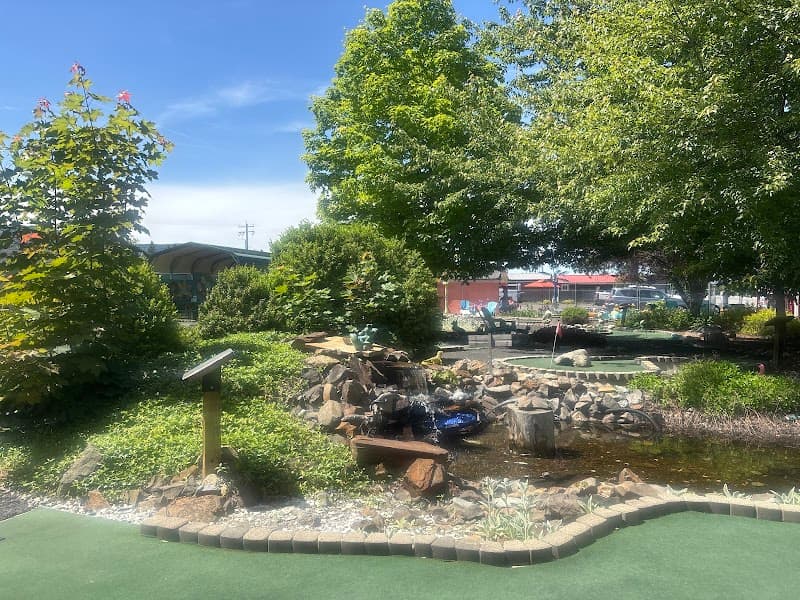 Putt'n Around
