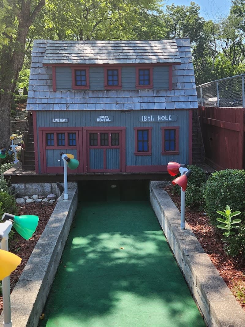 Lighthouse Miniature Golf