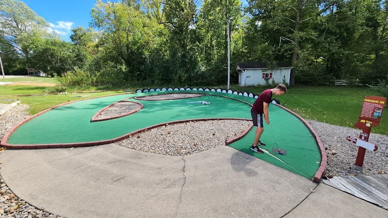 Hoosier Putt Hole