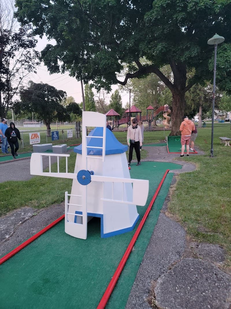 Mini golf in Indiana