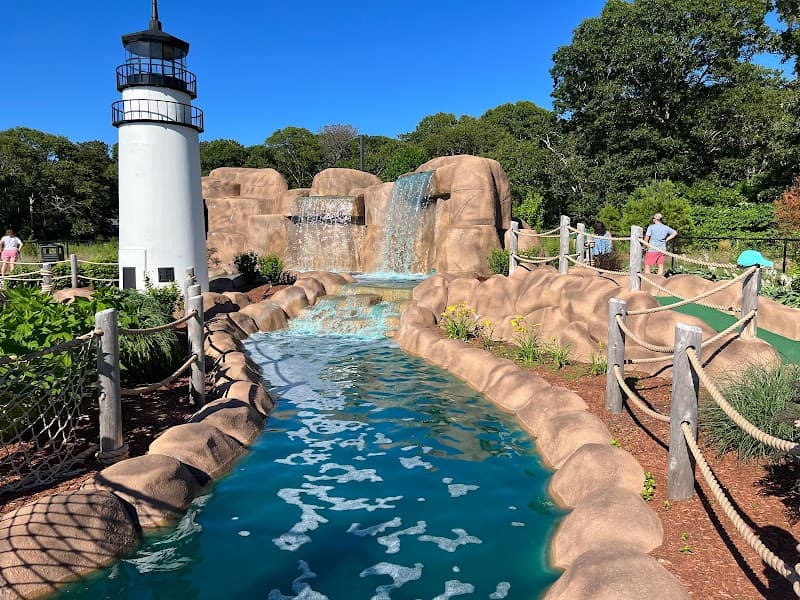 Bud's Mini Golf