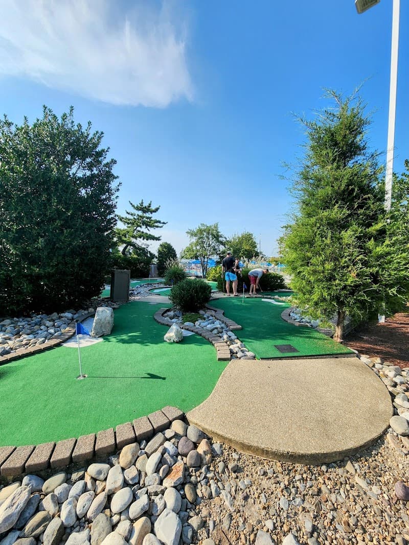Hyatt Mini Golf
