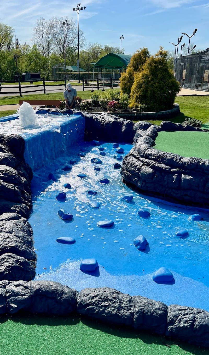 Putter's Paradise Mini Golf