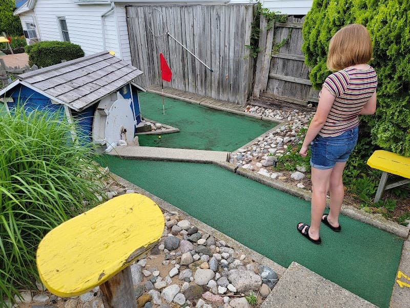 Pentwater Mini Golf