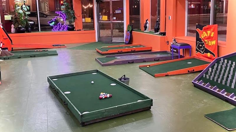 Mini golf in Michigan