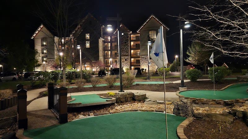 Mini-Golf at Bluegreen Vacations Paradise Point Resort