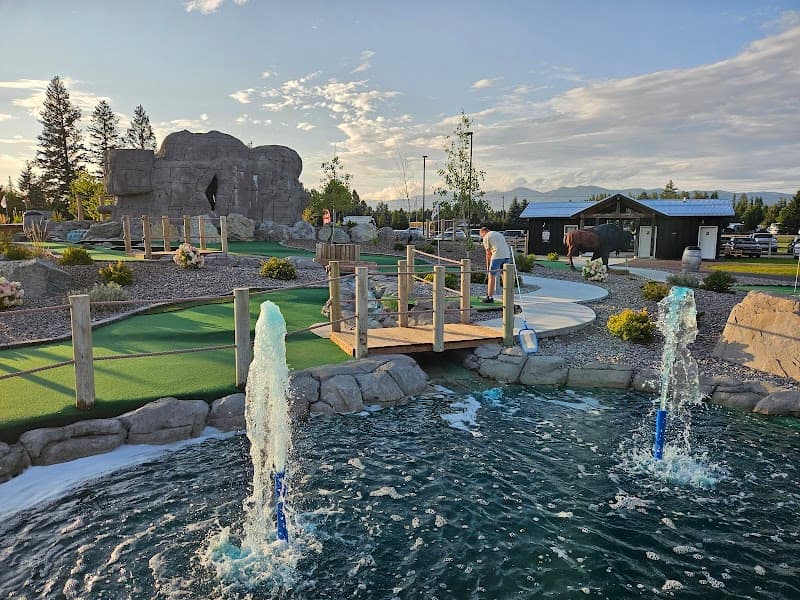 Mini Mountain Mini Golf