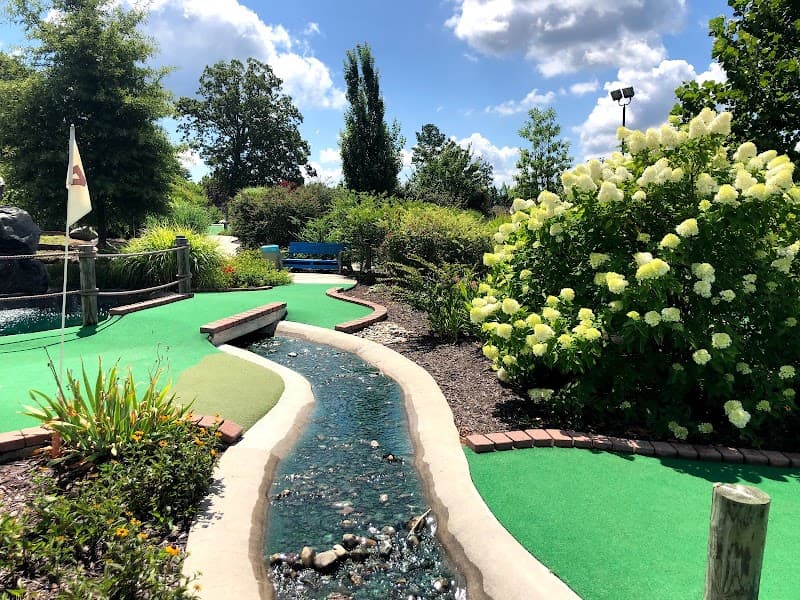 Lakeside Mini Golf