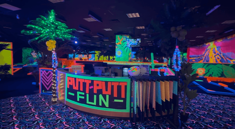 Aloha Mini Glow Golf