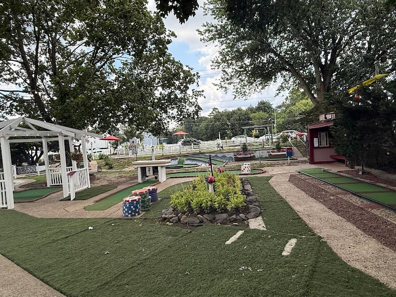 Pleasant Valley Miniature Golf