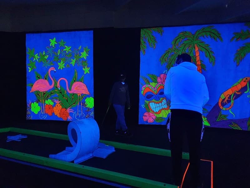 Glow Golf