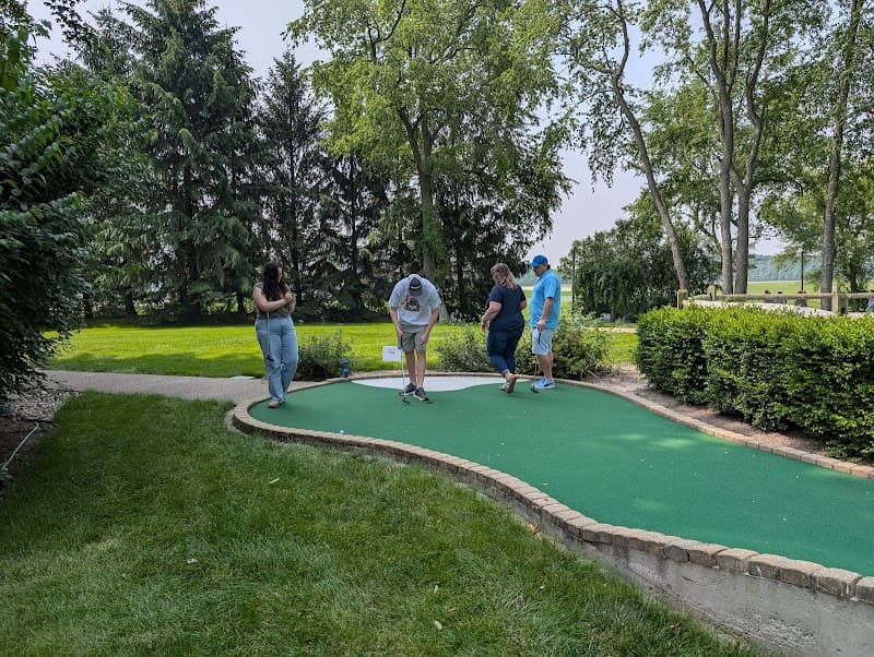 Paradise Park Miniature Golf and Gem Mining