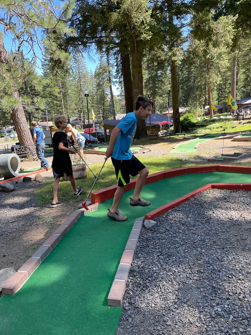 Mt. Pines Adventure Golf