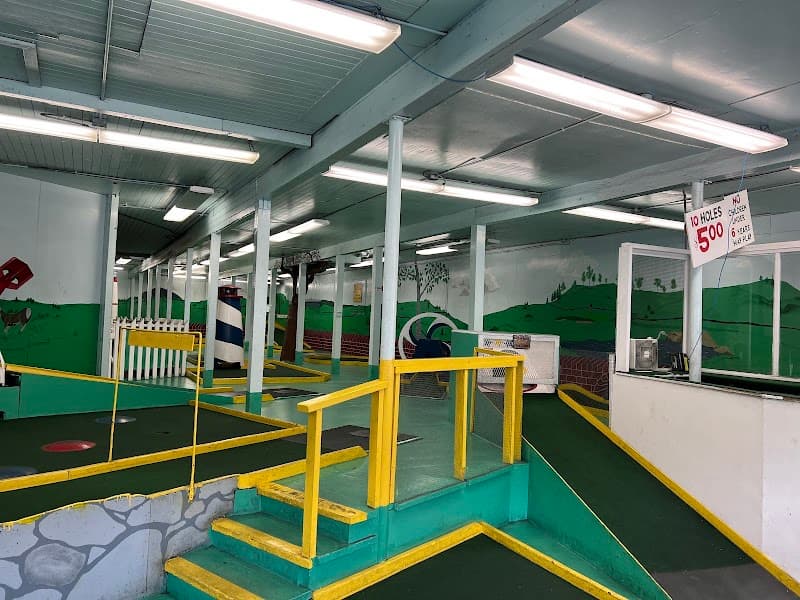 Ten Tiny Tees Golf