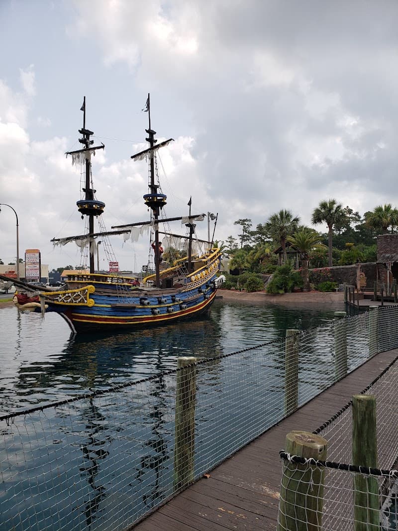 Mutiny Bay Miniature Golf