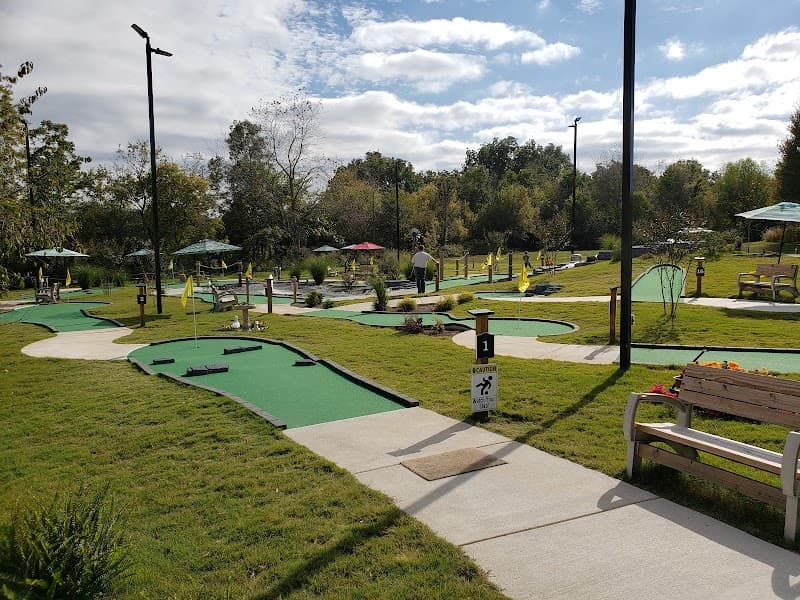 Rolling Hills Miniature Golf