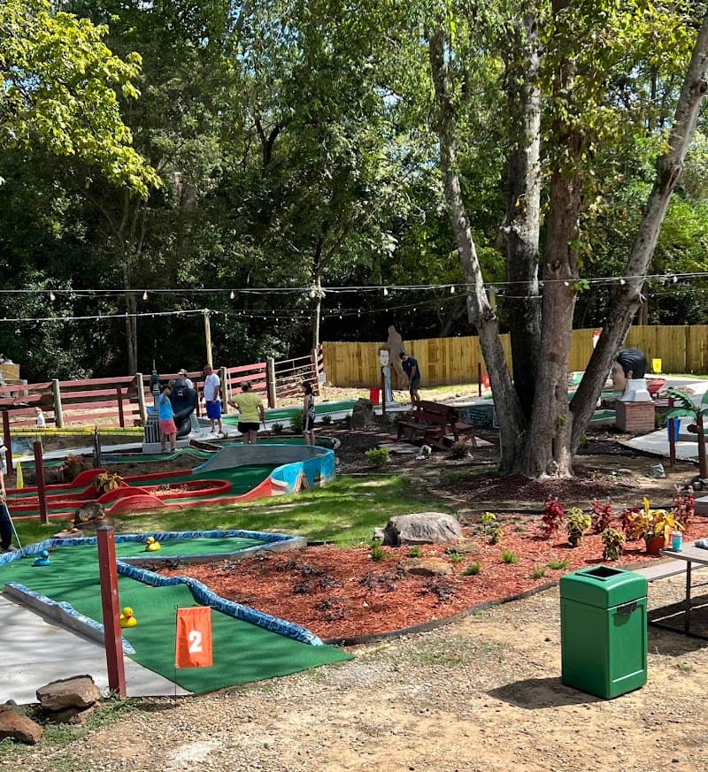 Eagle's Nest Mini Golf