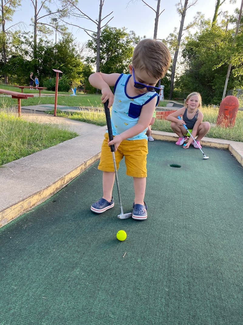 J & D Golf Land