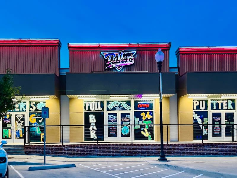 Putters: Arcade - Mini Golf - Sports Bar
