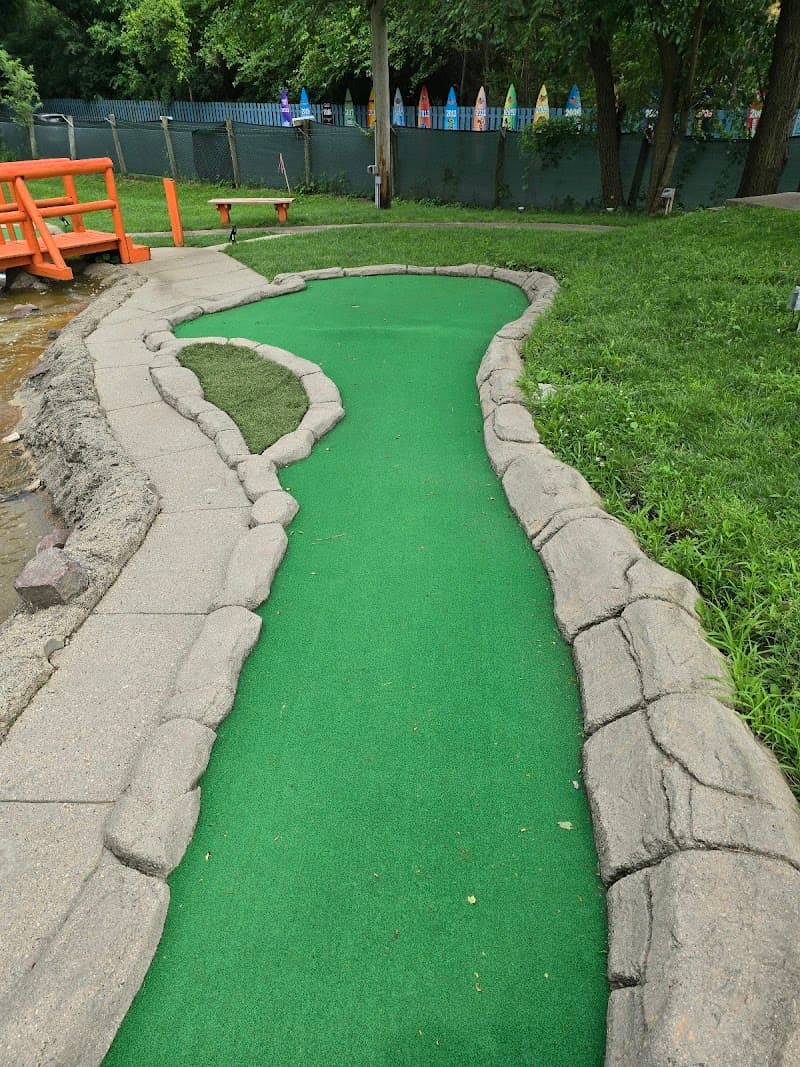 Bigfoot Mini Golf