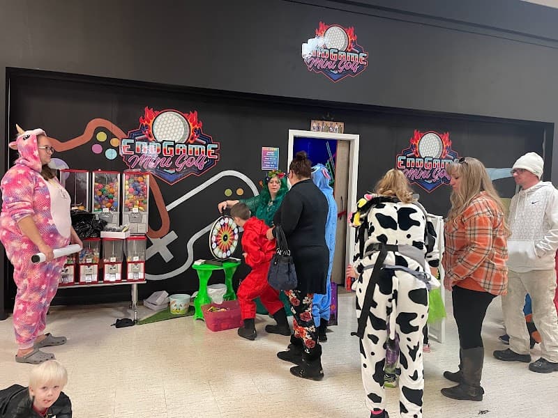 EndGame Black Light Mini Golf, Claw Arcade, Game Cafe and Selfie Museum
